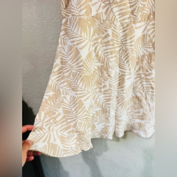 Loft Palm Print dress women’s  size 8 preowned but in great condition - Picture 8 of 16